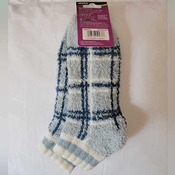Airplus Aloe Infused Plaid Socks - Picture 3 of 5